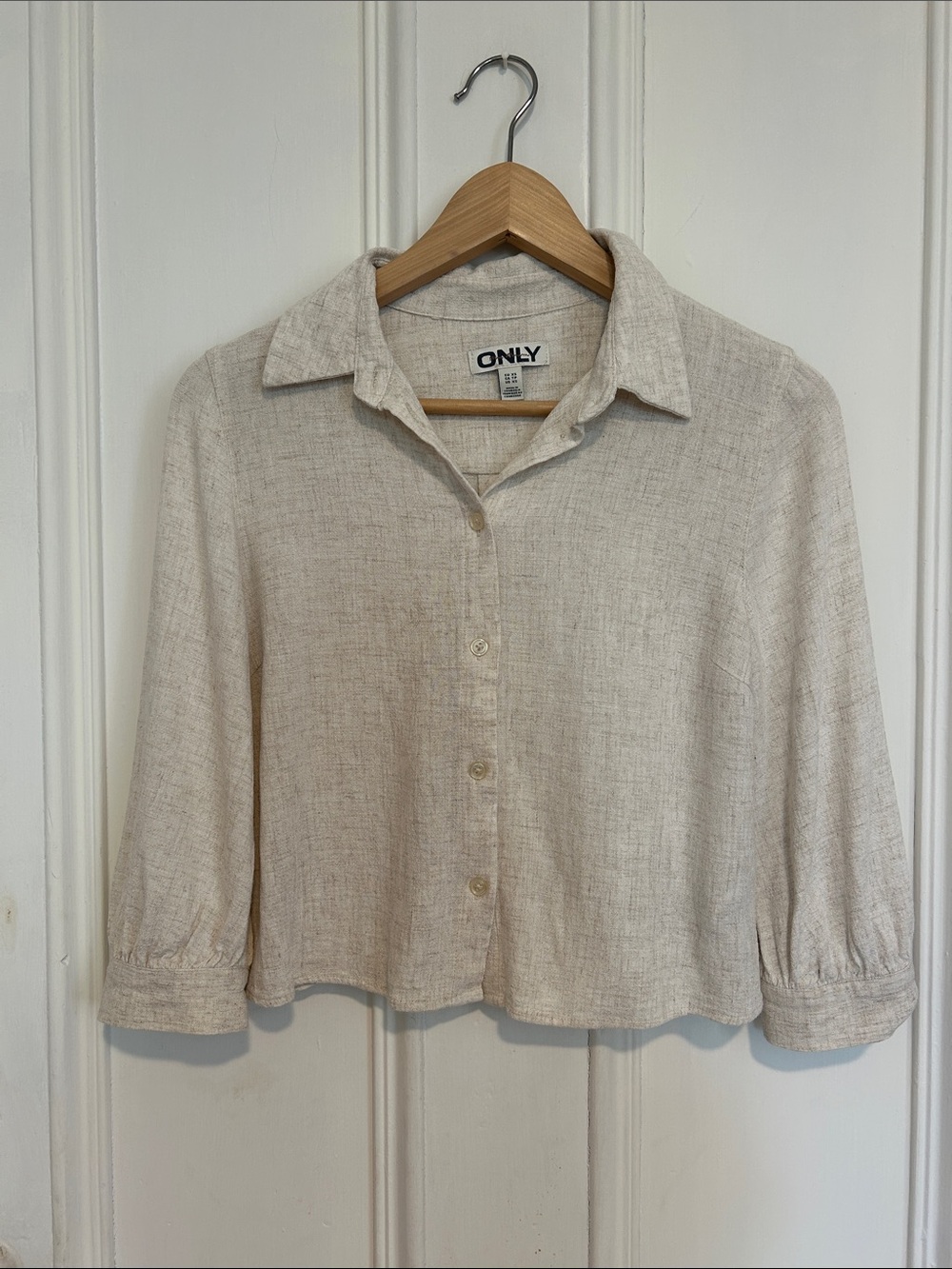Only Neutral Beige Button-Front Collared Women's Shirt